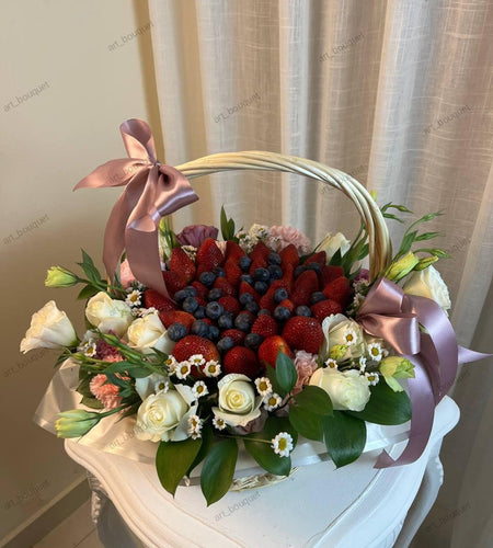 Strawberry basket سلة الفراولة