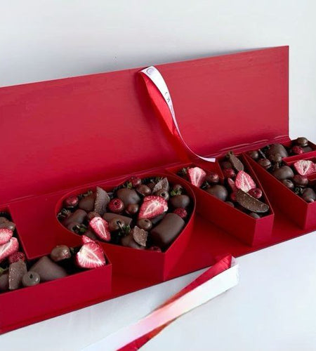 Love red sweet box