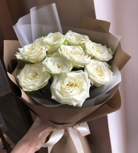 9 white rose