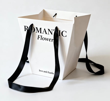 Flower bag / حقيبة زهور