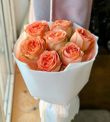 Orange roses / الورود البرتقالية