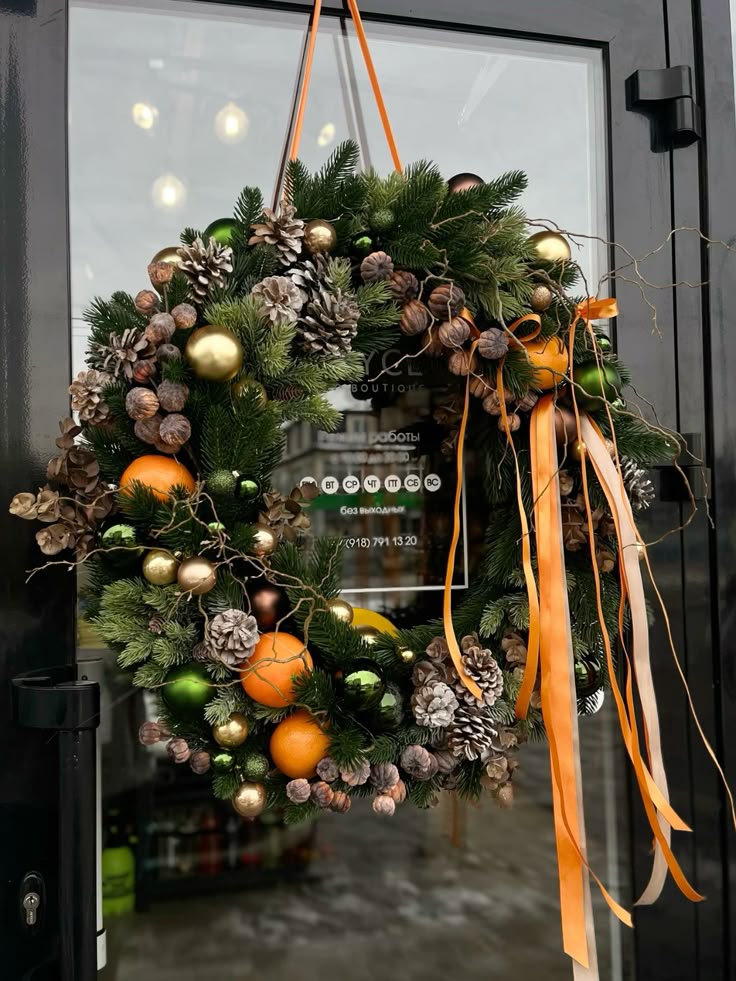 Handmade New Year's wreath (50/55cm) / عيد الميلاد