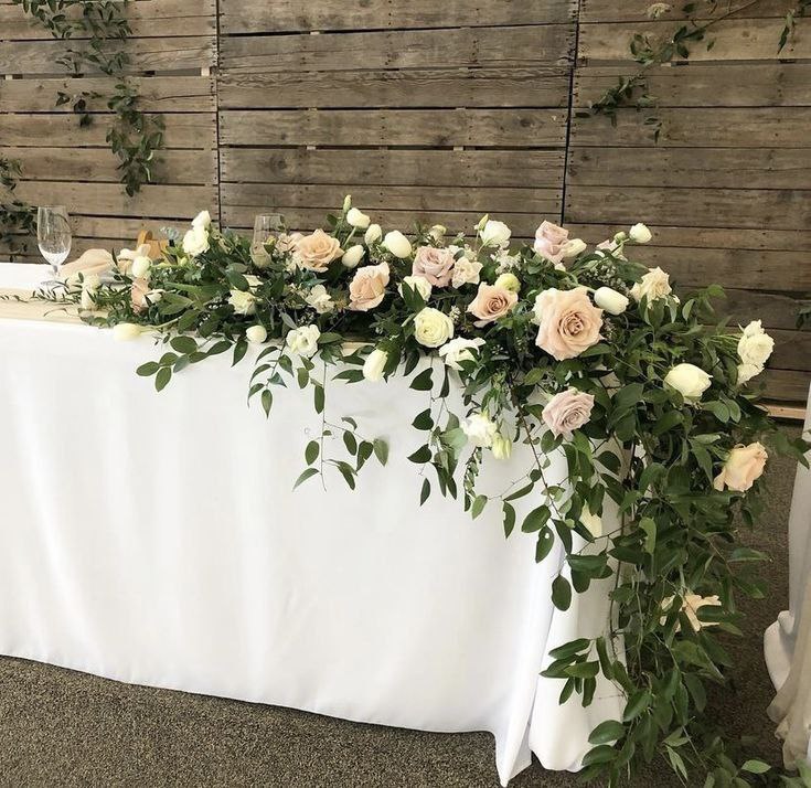 The bride and groom's table