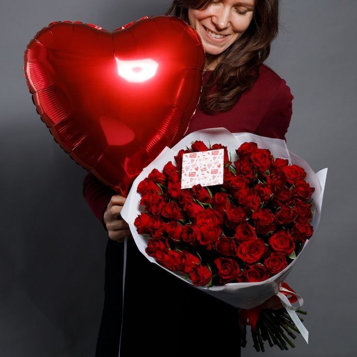 Red roses 39 and 1 ballon heart