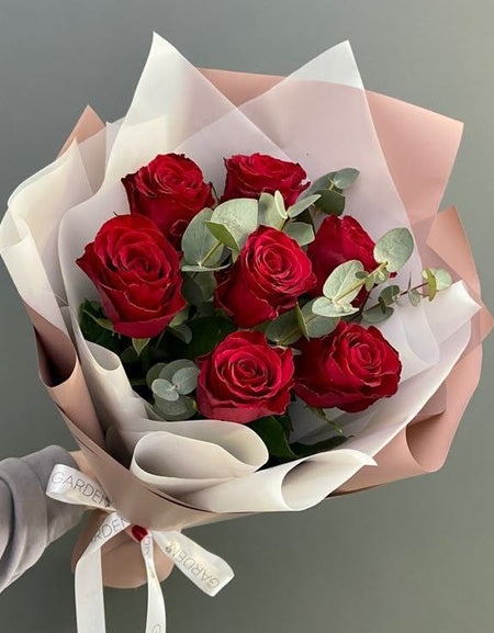 7 red rose (7 ورود حمراء)