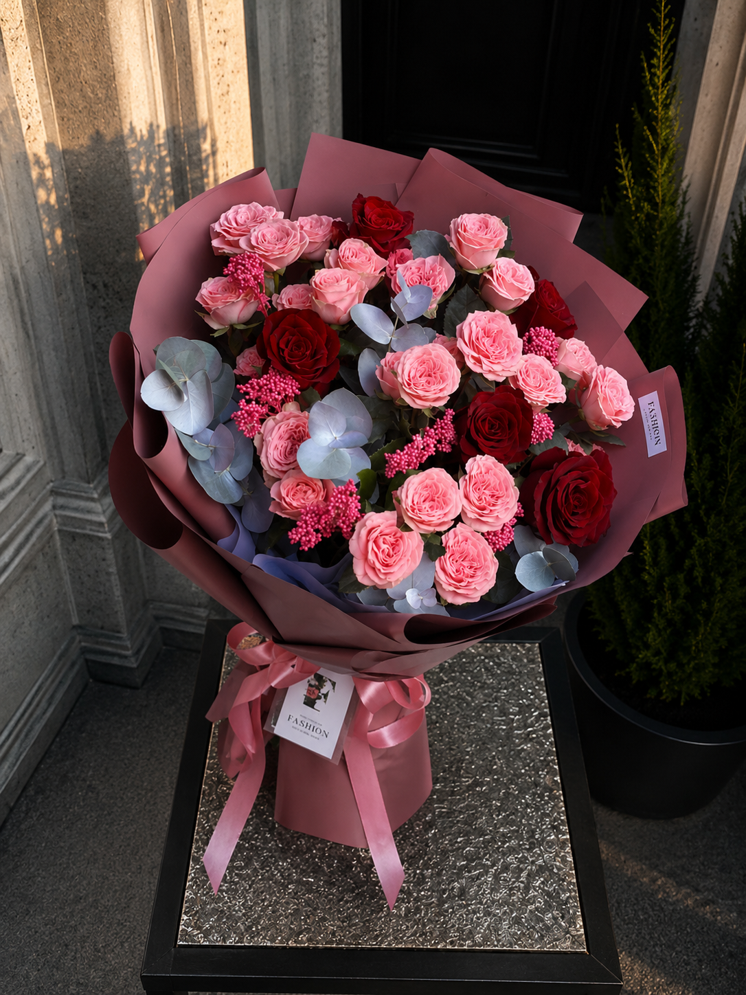 Red bouquet S