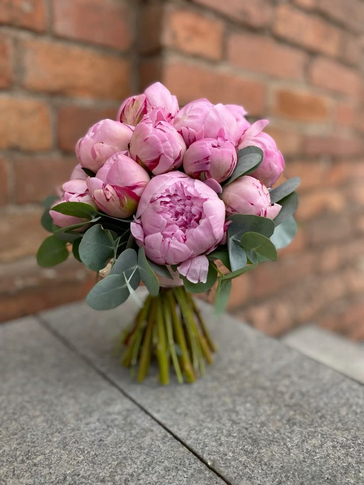 باقة زفاف وردية/ Pink bridal bouquet