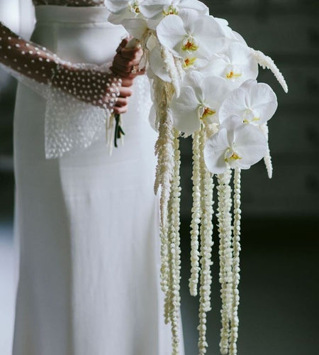 Bridal bouquet (White orchid)/السحلبية البيضاء
