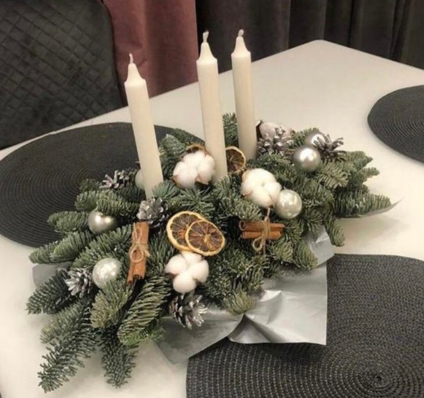 Christmas table decor