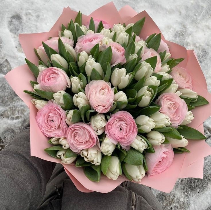 Ranunculus with tulip