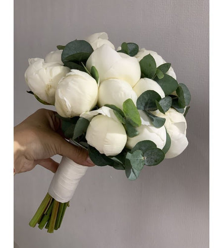 Bridal Bouquet Peonies/ باقة زفاف من زهور الفاوانيا