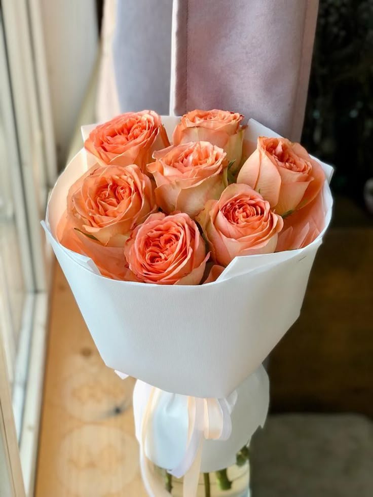 Orange roses / الورود البرتقالية