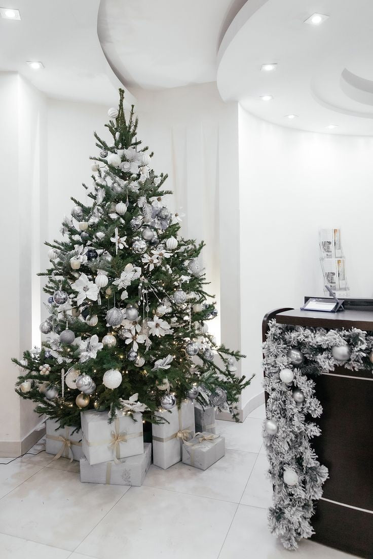 New Year's decorations (from...)